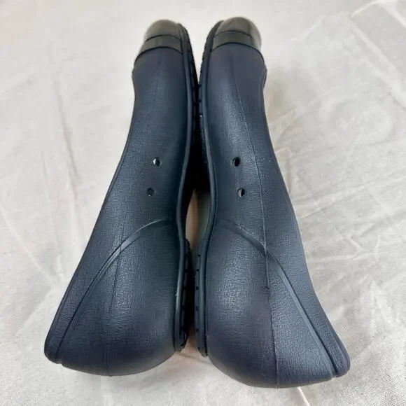 Crocs Women's Ballet Flats Black Size 8 Slip-On Round Toe Comfortable Shoes - Picture 6 of 8